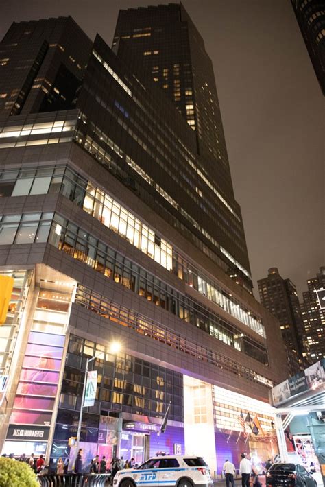 Jumper at Mandarin Oriental Hotel ID’d as 17.